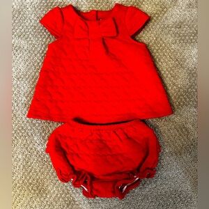 NWT JANIE AND JACK Two-Piece Mattelesse Heart Set! 18-24 Months. Never Worn!